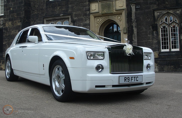 RollsRoycePhantomWhite02 min 1 3